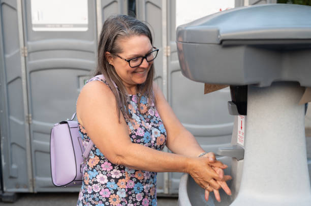 Best Affordable porta potty rental  in La Nte, MO